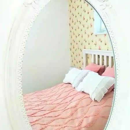 Apartment Romantic Style