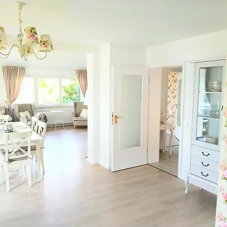 Apartment Romantic Style